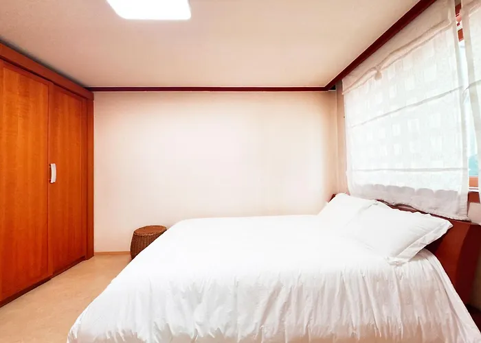 Family House 4f Private 4* Seul